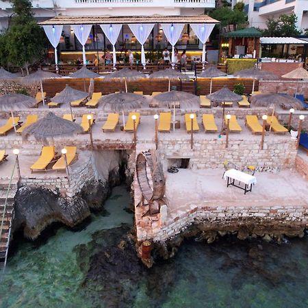 Nili Deluxe Hotel Sarandë Buitenkant foto