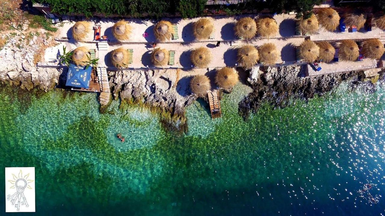 Nili Deluxe Hotel Sarandë Buitenkant foto