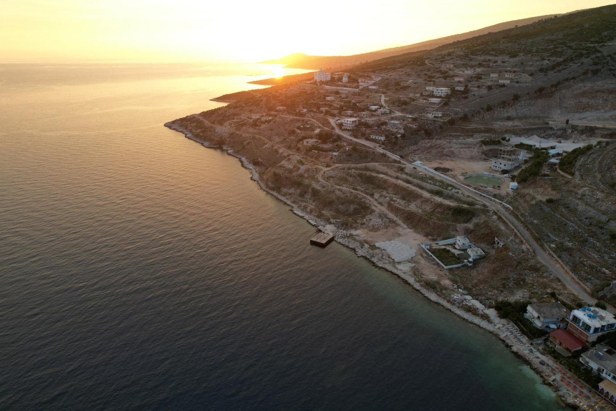 Nili Deluxe Hotel Sarandë Buitenkant foto